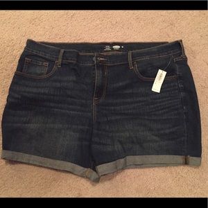 NWT old navy jean shorts
